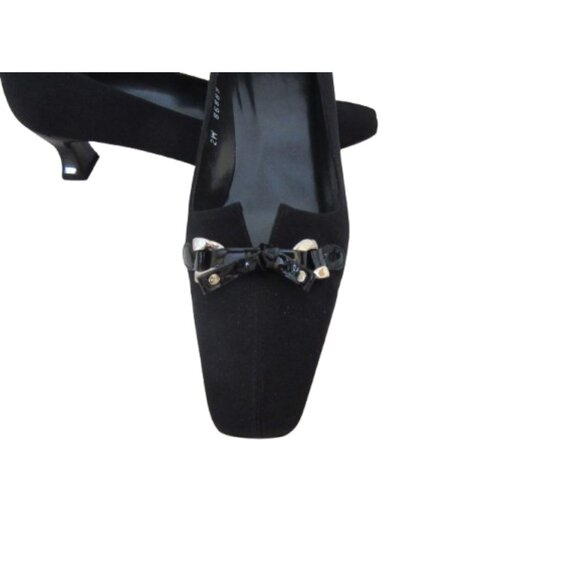 Stuart Weitzman Black Kitten Heel Pumps With Bow Accent SZ 7 1/2M - Picture 2 of 7